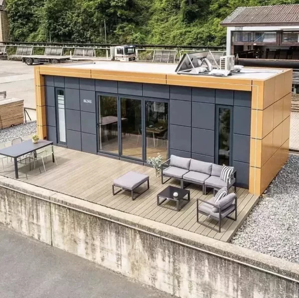 MODULAR CONTAINERS